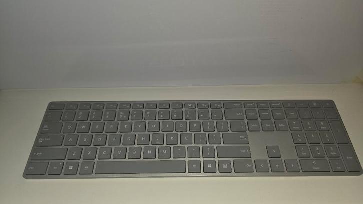Microsoft Surface Keyboard (1), Computers en Software, Toetsenborden, Zo goed als nieuw, Qwerty, Draadloos, Ophalen of Verzenden