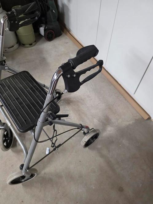 Goed werkende Rollator, Diversen, Rollators, Zo goed als nieuw, Ophalen