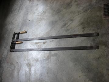 Lust 1500 2x zware lijmtangen klembereik 150 cm prof. Izgst beschikbaar voor biedingen