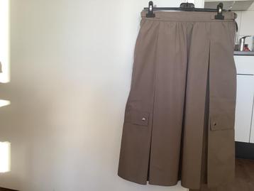 NIEUW! Rok te koop beschikbaar voor biedingen