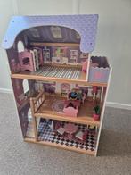 Groot houten poppenhuis, Ophalen, Zo goed als nieuw, Poppenhuis