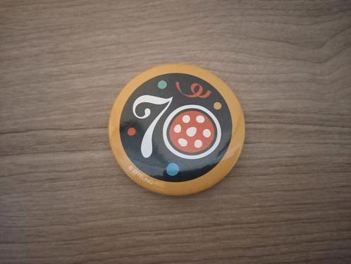 Efteling button 70 jaar jubileum, Verzamelen, Efteling, Nieuw, Button of Speldje, Verzenden