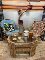 Vintage jaren 70/80 rotan/ rieten salon tafel met glasplaat, Ophalen, Huis en Inrichting