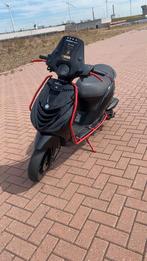 Zip 180 cc tekoop/teruill, Fietsen en Brommers, Scooters | Piaggio, Ophalen, Zo goed als nieuw, Zip