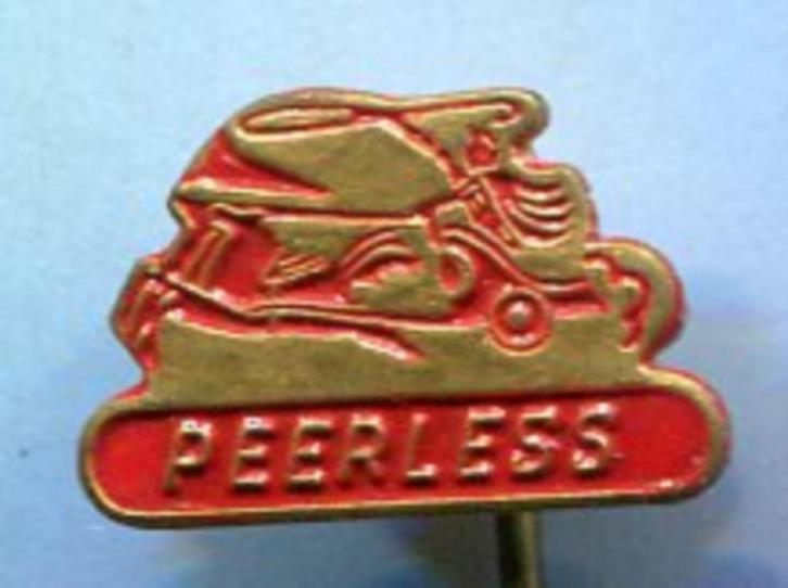 Peerless rood op koper/blik rijwielen speldje ( G_173 ), Verzamelen, Speldjes, Pins en Buttons, Zo goed als nieuw, Speldje of Pin