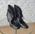 Zwart veterlaarsje maat 38., Kleding | Dames, Schoenen, Zwart, Lage of Enkellaarzen, Camper, Ophalen of Verzenden