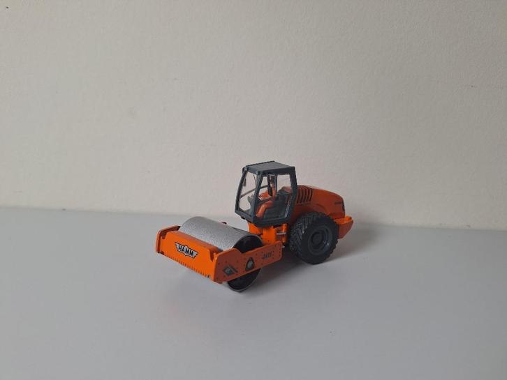 Wals Hamm., Hobby en Vrije tijd, Modelauto's | 1:50, Zo goed als nieuw, Hijskraan, Tractor of Landbouw, SIKU, Ophalen of Verzenden