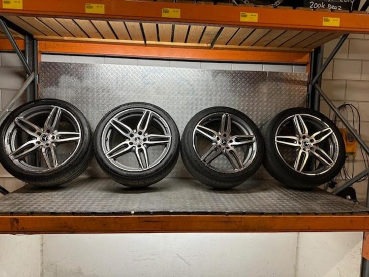 MERCEDES E KLASSE 213 19INCH BREETESET AMG MET GOEDE BANDEN, Auto-onderdelen, Banden en Velgen, Banden en Velgen, Zomerbanden