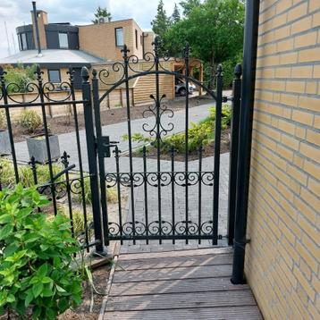 Hekwerk tuin terras poort staal hekje looppoort sierhekwerk beschikbaar voor biedingen
