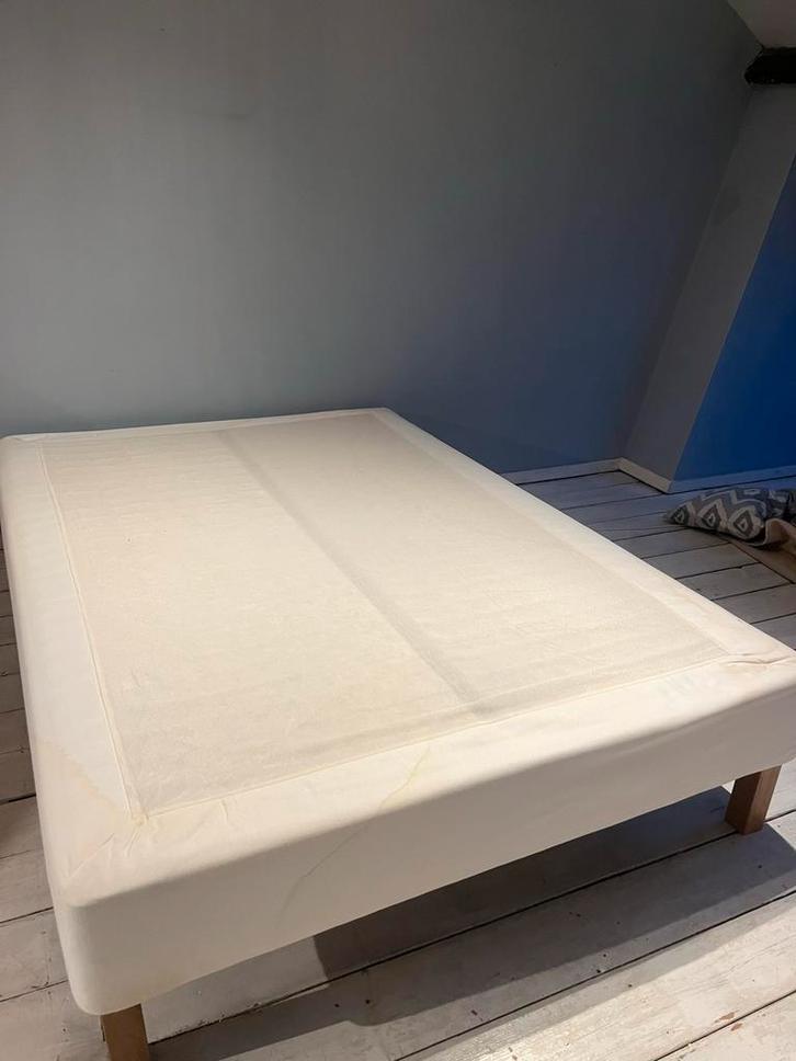 IKEA Espävar bed 140x200 + BeterBed matras, Huis en Inrichting, Slaapkamer | Bedden, Gebruikt, Tweepersoons, 140 cm, 200 cm, Hout