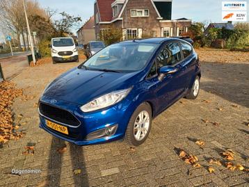Ford Fiesta 1.0 Style Navi beschikbaar voor biedingen