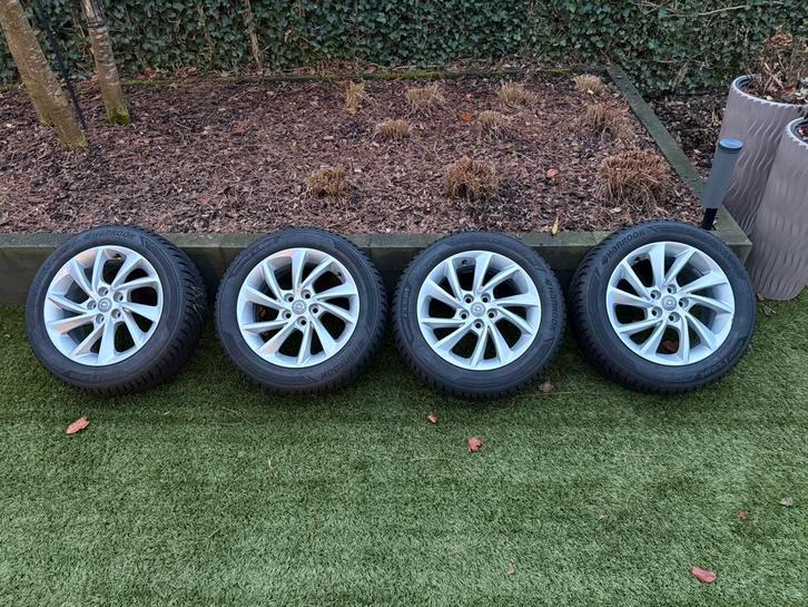 Lichtmetalen velgen met winterbanden Opel Astra/Mokka/Ampéra, Auto-onderdelen, Banden en Velgen, Banden en Velgen, Winterbanden