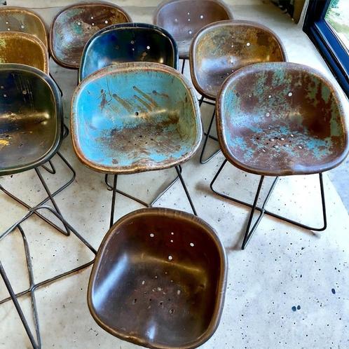 Vintage industriële stoel met tractor zit, Huis en Inrichting, Stoelen, Gebruikt, Eén, Ophalen