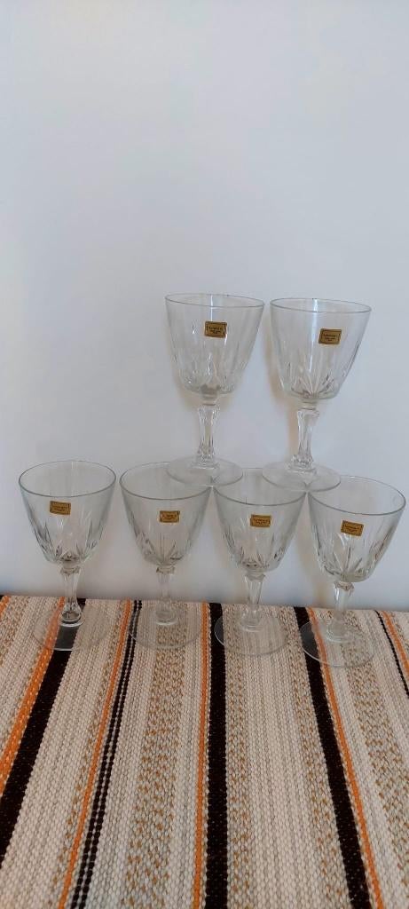 6 XXL nieuwe Vintage grote 15.5 cm hoge Luminarc wijn glazen, Ophalen of Verzenden, Nieuw, Overige typen