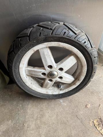 Vespa lx s voorwiel velg met band beschikbaar voor biedingen