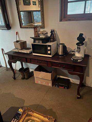 Mahonie Sidetable / Console Tafel beschikbaar voor biedingen