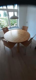 Puntgave ronde / ovale uittrektafel + 4 moderne stoelen, Huis en Inrichting, Tafels | Eettafels, Zo goed als nieuw, Ophalen