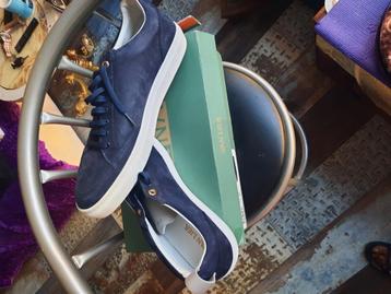 De lier nieuw nieuw heren schoenen beschikbaar voor biedingen