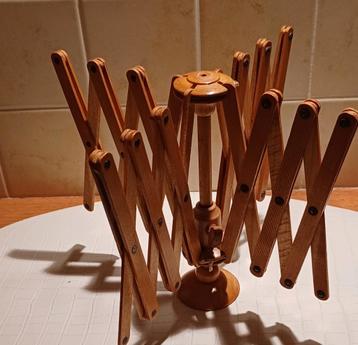 Vintage Houten Garenwinder/Haspel beschikbaar voor biedingen