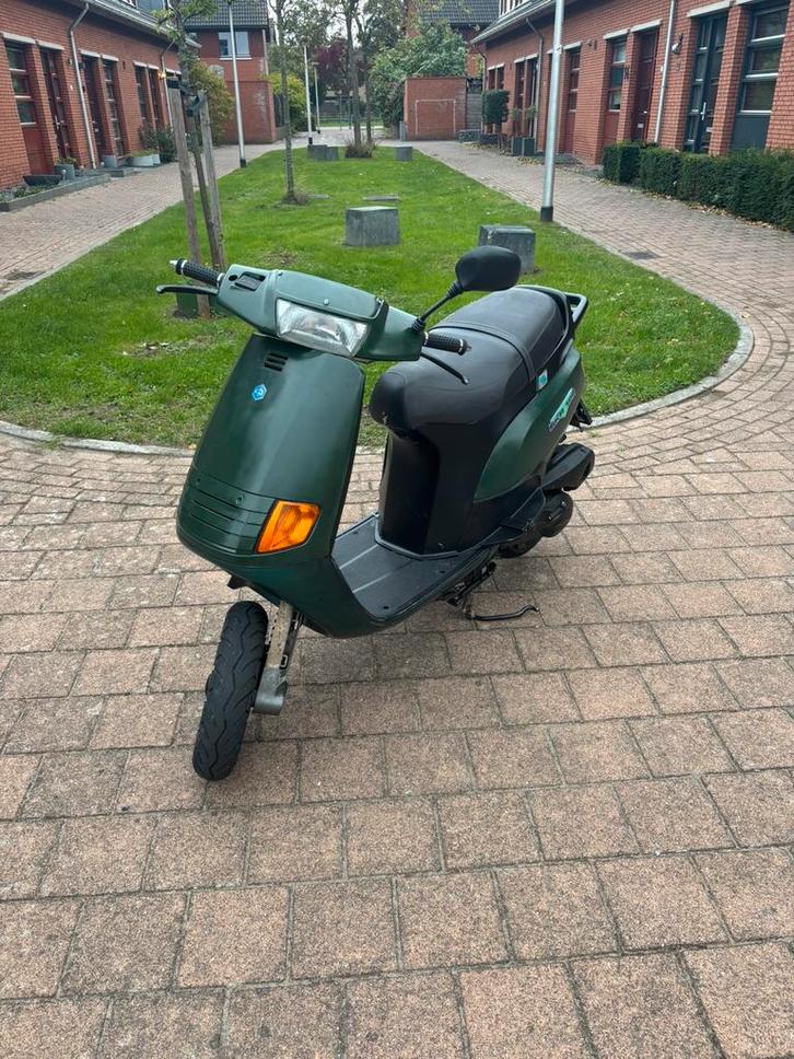 Piaggio skipper 125 cc, Fietsen en Brommers, Scooters | Piaggio, Zo goed als nieuw, Overige modellen, Tweetakt, Ophalen of Verzenden