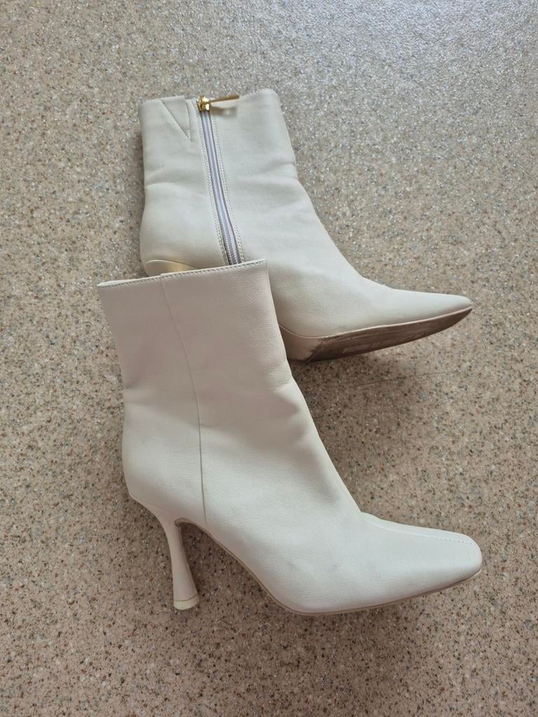 Witte enkellaarsjes Josh V maat 37, Wit, Lage of Enkellaarzen, Ophalen of Verzenden, Josh V