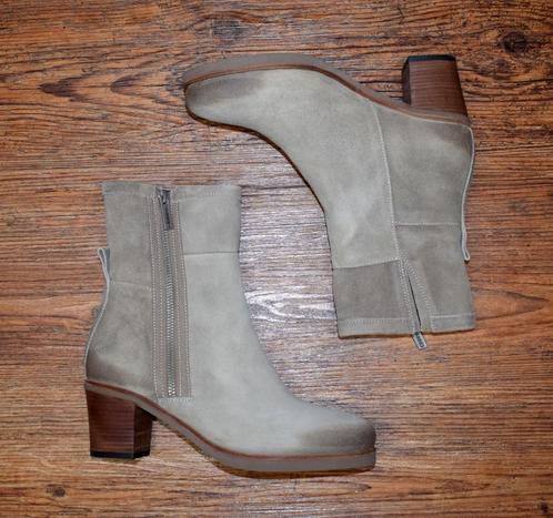 Shabbies - suede leren enkellaars Dk Sand - maat 38, Kleding | Dames, Schoenen, Nieuw, Lage of Enkellaarzen, Overige kleuren, Ophalen of Verzenden