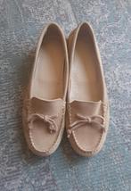 Mocassins, schoenen, suede, nieuw., Kleding | Dames, Ophalen of Verzenden, Nieuw, Beige