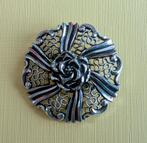 Antieke broche, bloem zilverkleurig uit Finland, Ophalen of Verzenden, Overige materialen, Broche