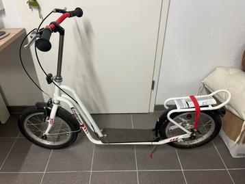 Roller beschikbaar voor biedingen