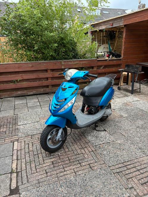 Piaggio zip 2 Takt 70cc Athena Racing, Fietsen en Brommers, Scooters | Piaggio, Zo goed als nieuw, Zip, Ophalen