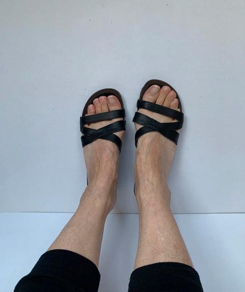 Zwarte leren sleehak slippers, sandalen, Teva, zgan, maat 41, Kleding | Dames, Schoenen, Zo goed als nieuw, Sandalen of Muiltjes