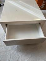 Salontafel hoogglans wit met la en wieltjes 70x70, Huis en Inrichting, Tafels | Salontafels, Zo goed als nieuw, Minder dan 50 cm