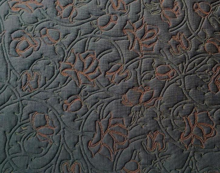 Kvadrat Febrik Rose Petrol; 3D bloempatroon; diverse meters, Hobby en Vrije tijd, Stoffen en Lappen, Nieuw, Wol, 120 cm of meer