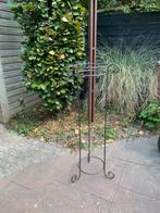Metalen standaard voor plantenpot - Tuin/Huis, Huis en Inrichting, Woonaccessoires | Kandelaars en Kaarsen, Ophalen, Zo goed als nieuw