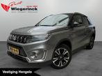 Suzuki Vitara 1.5 Hybrid Style [ PANORAMADAK I CAMERA I NAVI, 12 maanden, Gebruikt, Euro 6, 4 cilinders