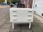 Vintage  mooi lade kastje, Huis en Inrichting, Slaapkamer | Nachtkastjes, Ophalen, Zo goed als nieuw, Info@ varu.nl, Varu