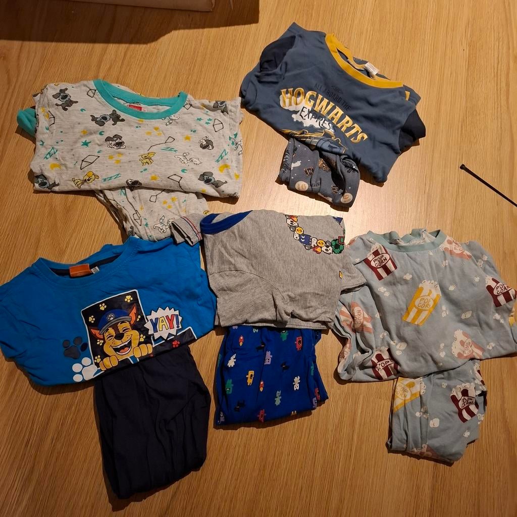 Pyjama pakket maat 116-122 paw patrol, harry potter, woezel, Ophalen of Verzenden, Zo goed als nieuw, Maat 116