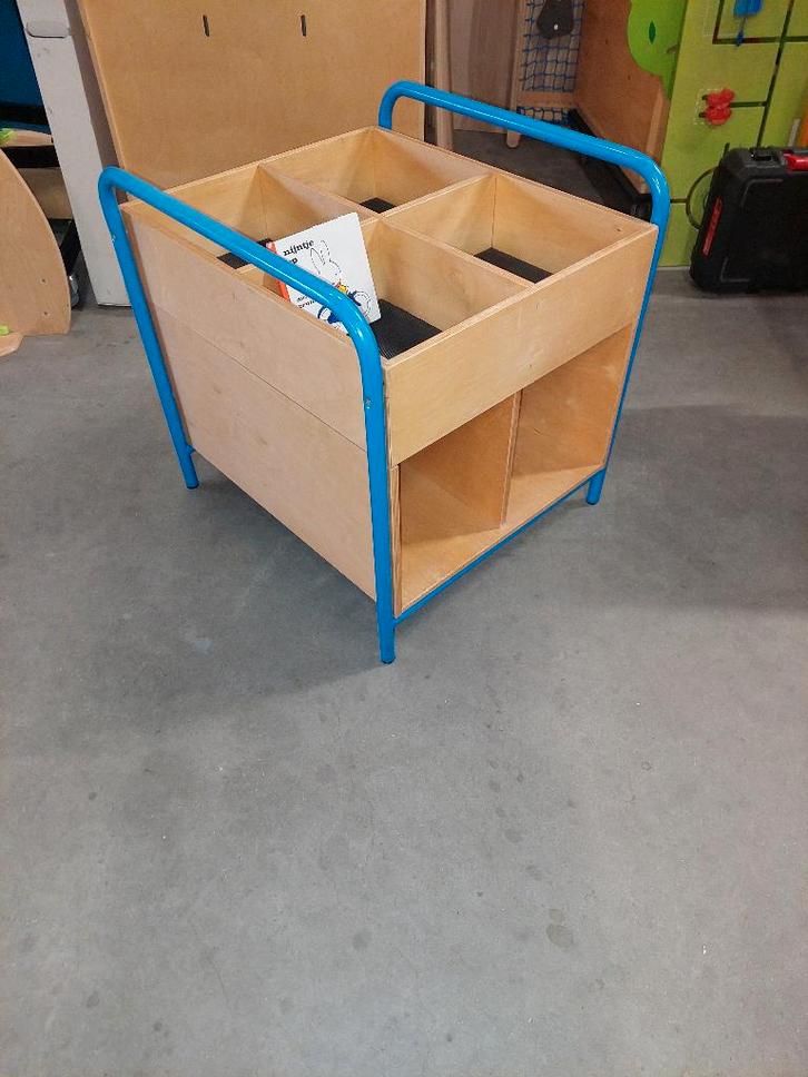 Wesco boekenbak / speelgoedkastje / atelierkast, Kinderen en Baby's, Speelgoed | Educatief en Creatief, Knutselen, Taal en Lezen