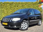 Chrysler Voyager 7 Persoons | Airco | Cruise | Trekhaak, Auto's, Chrysler, Voorwielaandrijving, Startonderbreker, Gebruikt, Zwart