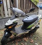 Berini scooter 25Km altijd binnen gestaan, Fietsen en Brommers, Snorfietsen en Snorscooters, Gebruikt, Benzine, Ophalen, Overige merken