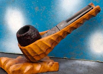 Pijp. Vintage pijpenhouder & pijp. beschikbaar voor biedingen