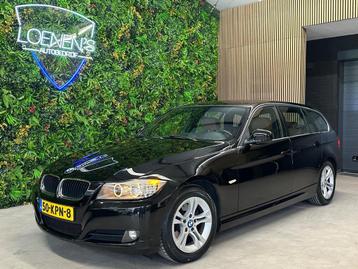 BMW 3-serie Touring 318i Business Line Style / Trekhaak / Na beschikbaar voor biedingen