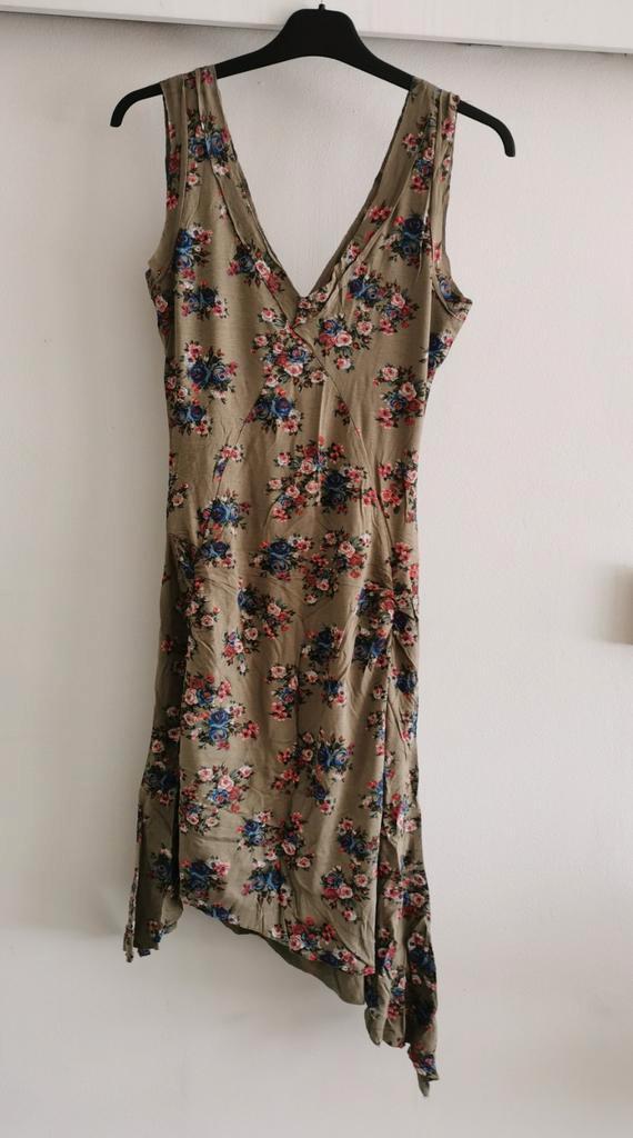 Wonder Woman jurkje met bloemenprint mt. S, Kleding | Dames, Jurken, Nieuw, Maat 36 (S), Overige kleuren, Boven de knie, Verzenden