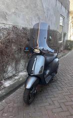 Vespa sprint 2018, Fietsen en Brommers, Scooters | Vespa, Ophalen, Zo goed als nieuw