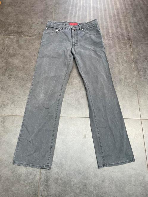 Pierre Cardin dunne grijze stretch zomerbroek maat W32 L32, Kleding | Heren, Broeken en Pantalons, Gedragen, Maat 48/50 (M), Grijs