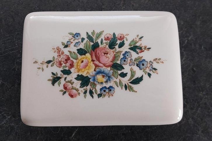 Wedgwood Conway Lepeldoosje, Huis en Inrichting, Keuken | Servies, Zo goed als nieuw, Kom(men), Wedgwood, Keramiek, Ophalen of Verzenden
