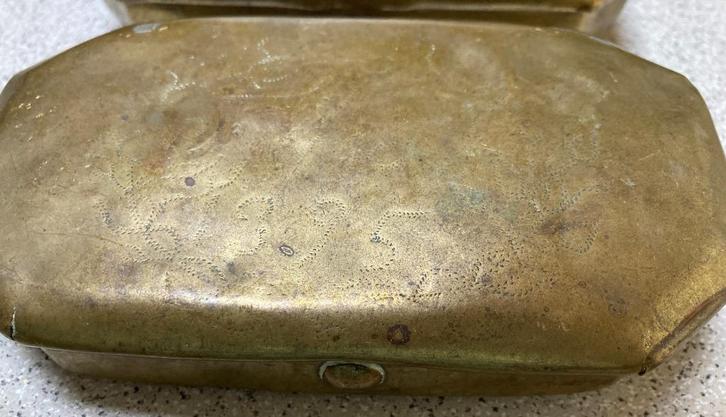 Antiek Snuiftabac Tabak doos gedateerd 1895, Antiek en Kunst, Curiosa en Brocante, Verzenden