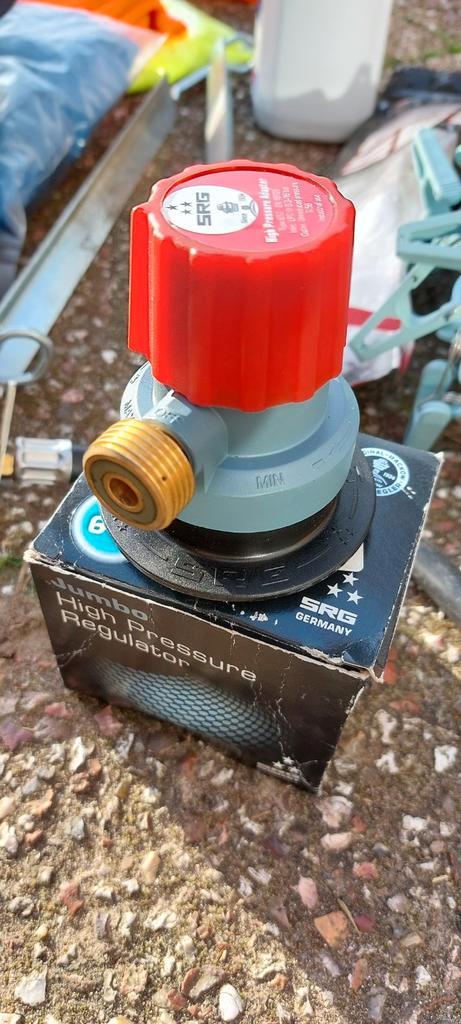 Spaanse gasfles  druk regelaar / franse / nederland gasfles, Tuin en Terras, Waterpompen, Zo goed als nieuw, Handmatig, Ophalen of Verzenden
