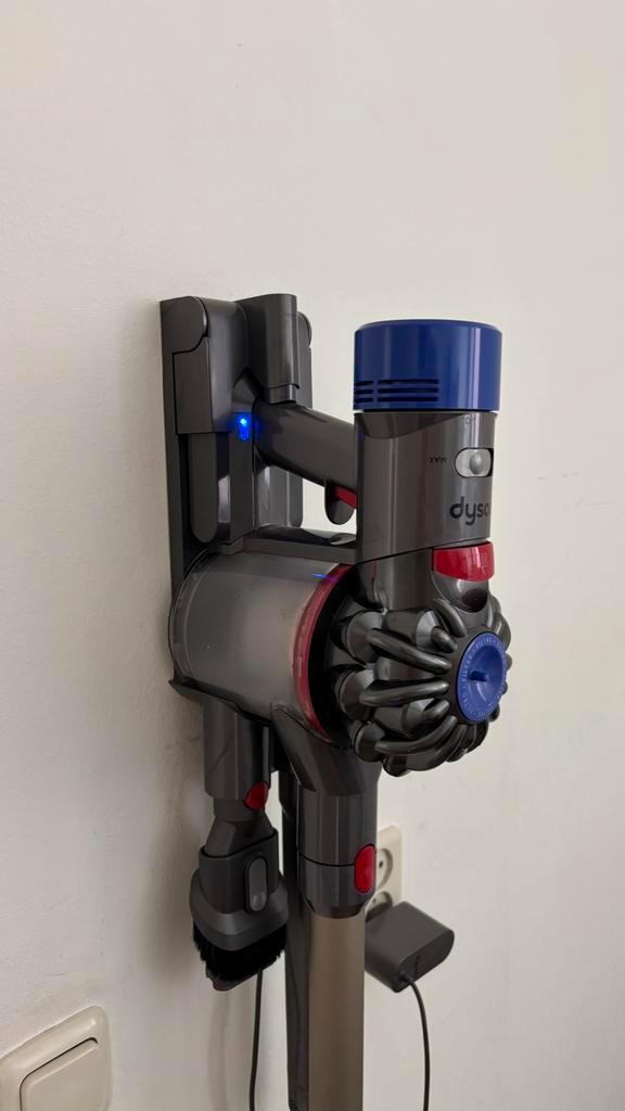 Draadloze Dyson V8 stofzuiger, Witgoed en Apparatuur, Stofzuigers, Zo goed als nieuw, Ophalen