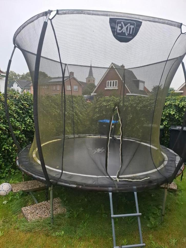 Trampoline Exit gebruikt maar doet het nog goed. TEAB., Kinderen en Baby's, Speelgoed | Buiten | Trampolines, Gebruikt, Ophalen